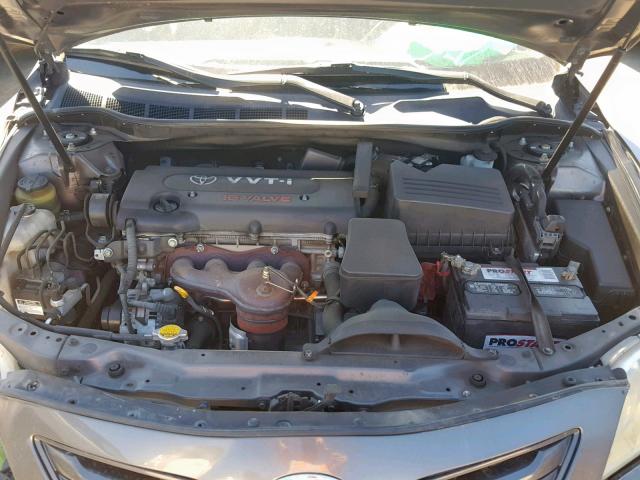 4T4BE46K28R030410 - 2008 TOYOTA CAMRY CE GRAY photo 7
