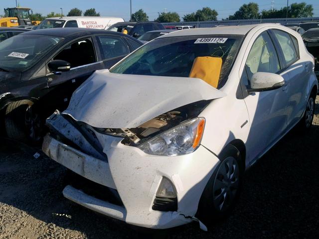 JTDKDTB3XE1080530 - 2014 TOYOTA PRIUS C WHITE photo 2