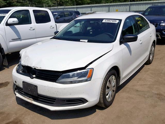 3VW1K7AJ2DM237152 - 2013 VOLKSWAGEN JETTA BASE 白色 照片 2