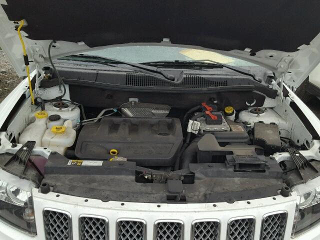 1C4NJDAB7HD197490 - 2017 JEEP COMPASS SP 白色 照片 7