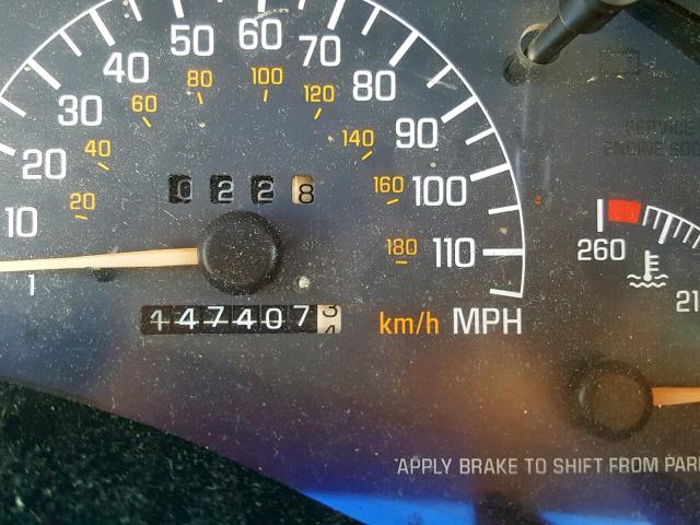 1G2WP52K72F284121 - 2002 PONTIAC GRAND PRIX RED photo 8