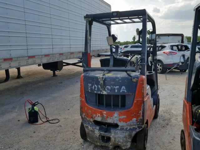 00000000000024769 - 2009 TOYOTA FORKLIFT RED photo 4