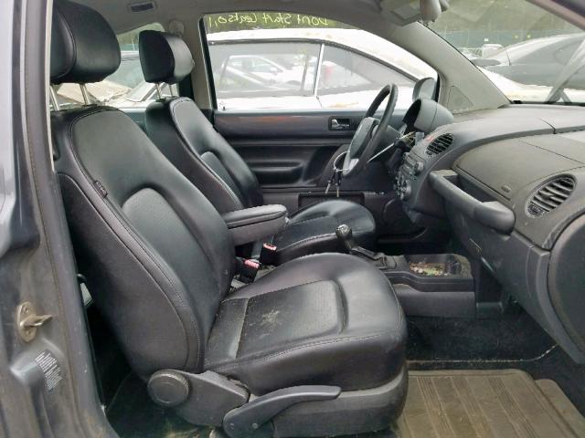 3VWPR31C86M407176 - 2006 VOLKSWAGEN NEW BEETLE ნაცრისფერი ფოტო 5