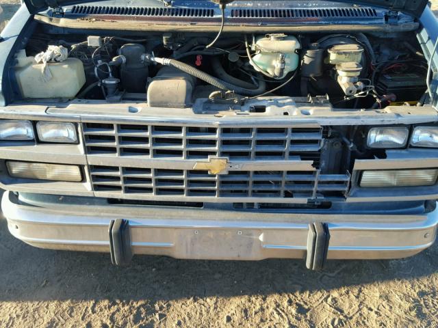 2GBEG25Z4P4117649 - 1993 CHEVROLET G20 GREEN photo 7