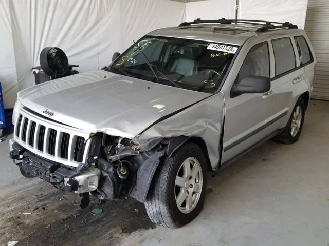 1J8GR48K39C555756 - 2009 JEEP GRAND CHER SILVER photo 2