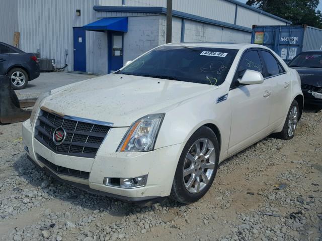 1G6DV57V580181774 - 2008 CADILLAC CTS HI FEA WHITE photo 2