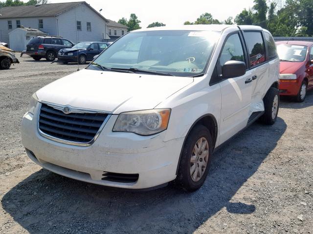 2A8HR44H28R799158 - 2008 CHRYSLER TOWN & COU WHITE photo 2