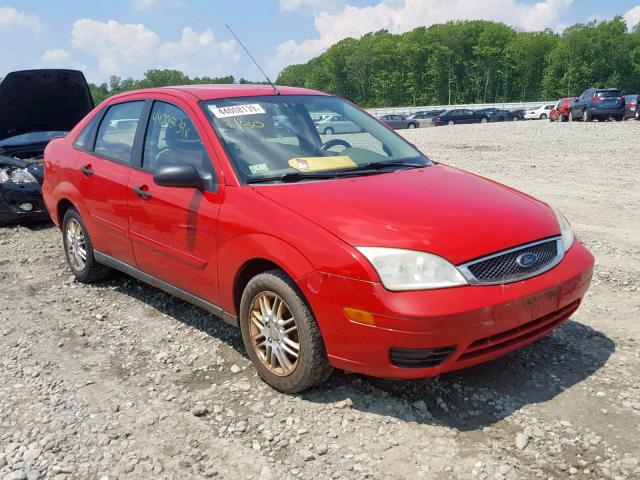 1FAFP34N95W266589 - 2005 FORD FOCUS ZX4 RED photo 1