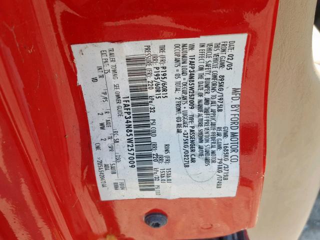 1FAFP34N95W266589 - 2005 FORD FOCUS ZX4 RED photo 10