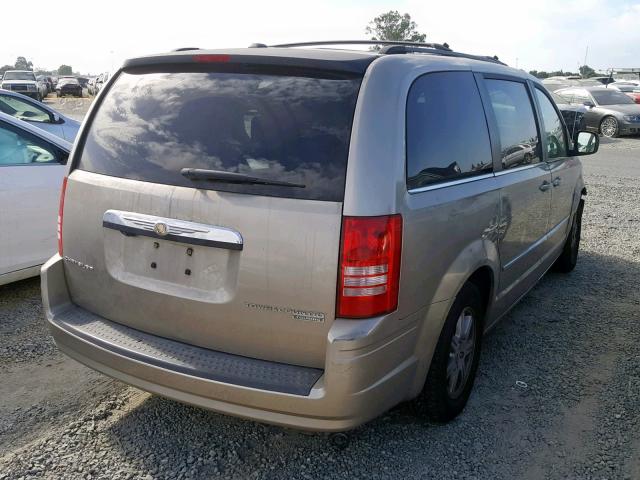 2A8HR541X9R570799 - 2009 CHRYSLER TOWN & COU TAN photo 4