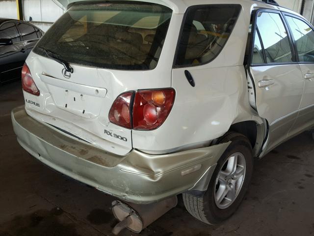 JT6GF10U4Y0058380 - 2000 LEXUS RX 300 WHITE photo 9