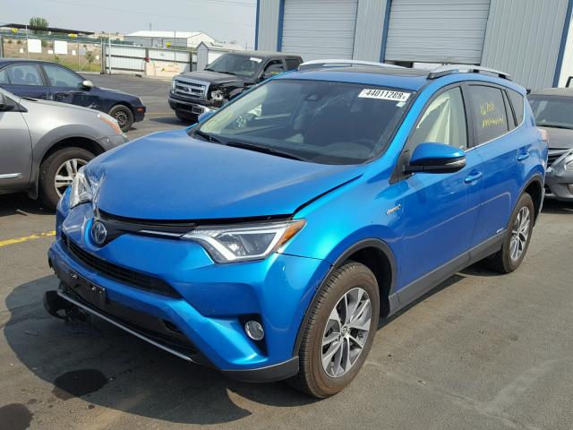 JTMRJREV7HD102171 - 2017 TOYOTA RAV4 HV LE BLUE photo 2