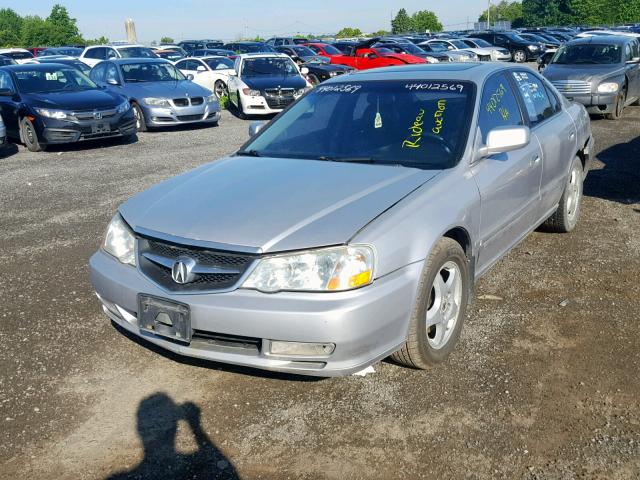 19UUA56672A803829 - 2002 ACURA 3.2TL SILVER photo 2