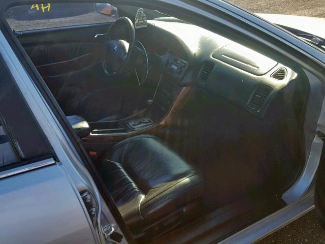 19UUA56672A803829 - 2002 ACURA 3.2TL SILVER photo 5