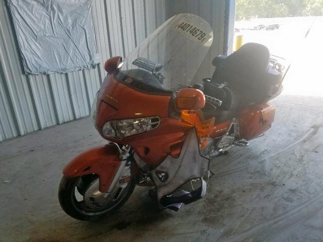 1HFSC47032A102487 - 2002 HONDA GL1800 ORANGE photo 2