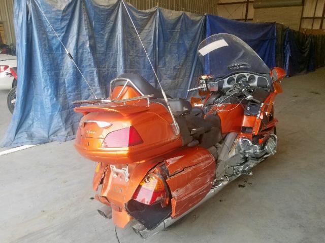 1HFSC47032A102487 - 2002 HONDA GL1800 ORANGE photo 4