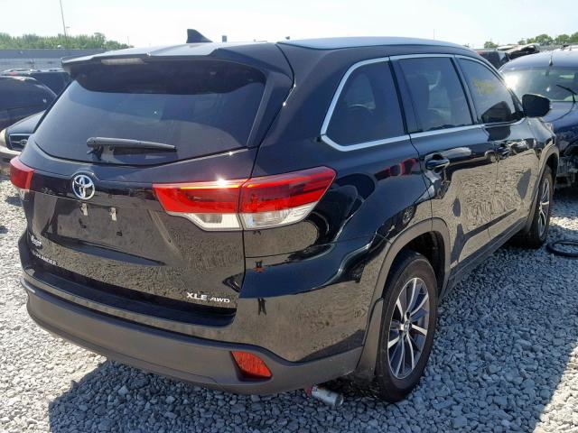 5TDJZRFH8HS384808 - 2017 TOYOTA HIGHLANDER BLACK photo 4