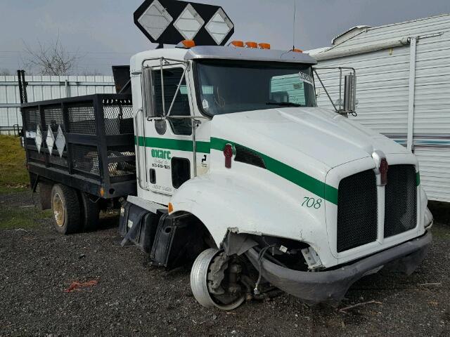 2NKHHM5H5EM398753 - 2014 KENWORTH CONSTRUCTI WHITE photo 1