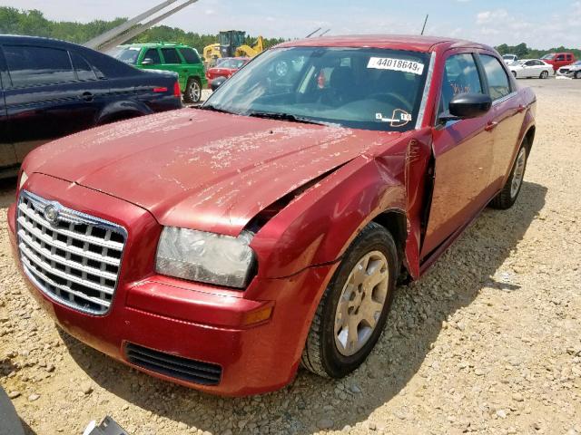 2C3KA43RX8H129981 - 2008 CHRYSLER 300 LX RED photo 2