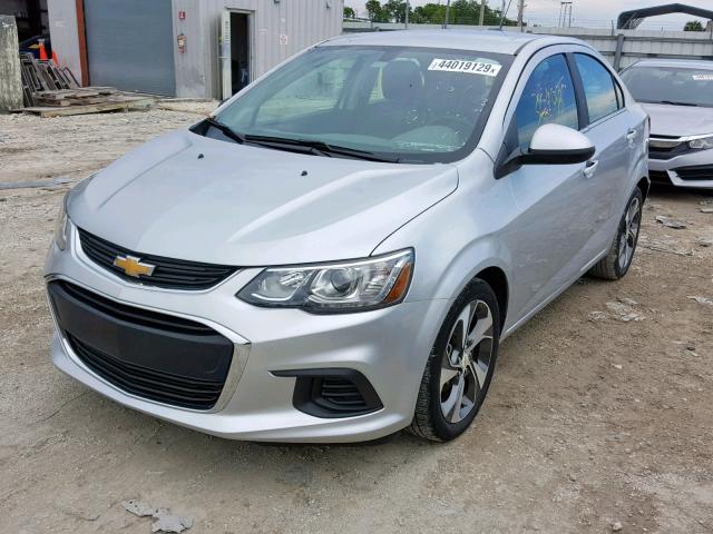 1G1JF5SB4J4105528 - 2018 CHEVROLET SONIC PREM SILVER photo 2