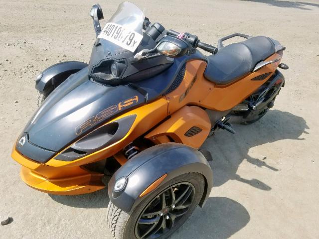 2BXJARA14BV000788 - 2011 CAN SPYDER ORANGE photo 2