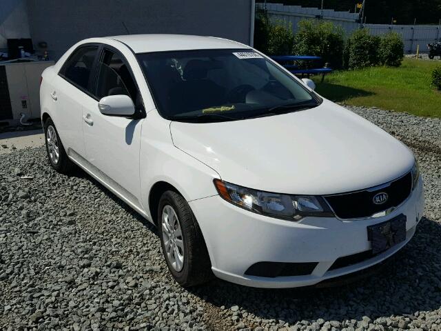 KNAFU4A28A5844472 - 2010 KIA FORTE EX WHITE photo 1