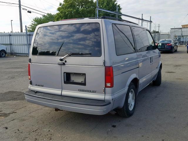 1GNDM19W2YB129335 - 2000 CHEVROLET ASTRO SILVER photo 4