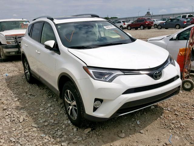 JTMRFREV6JJ223055 - 2018 TOYOTA RAV4 ADVEN WHITE photo 1