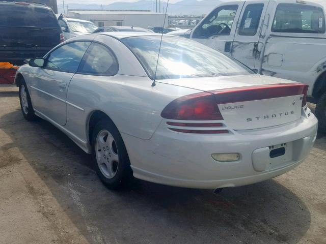 4B3AG42G32E128059 - 2002 DODGE STRATUS SE WHITE photo 3