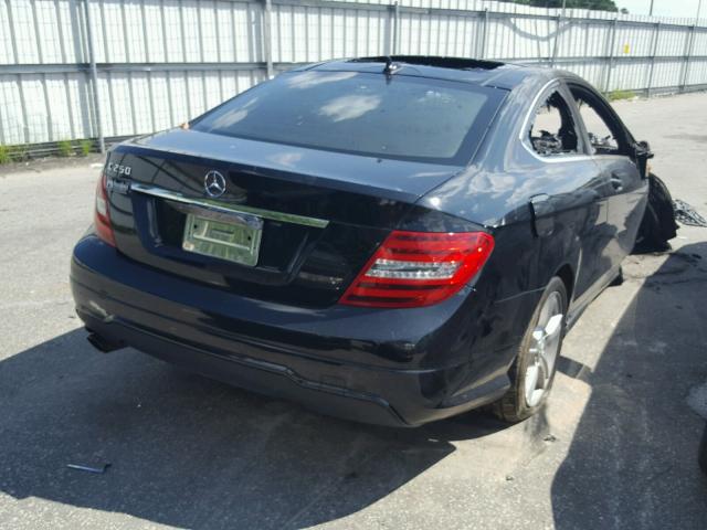 WDDGJ4HB8CF774691 - 2012 MERCEDES-BENZ C 250 BLACK photo 4