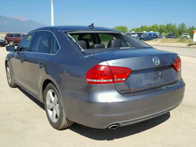 1VWBP7A3XDC148342 - 2013 VOLKSWAGEN PASSAT SE GRAY photo 3