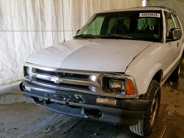 1GNDT13W3SK185304 - 1995 CHEVROLET BLAZER WHITE photo 9