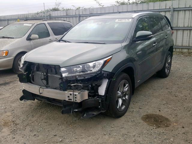 5TDDGRFH5JS045142 - 2018 TOYOTA HIGHLANDER GREEN photo 2