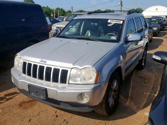 1J8HR48N05C715665 - 2005 JEEP GRAND CHER SILVER photo 2