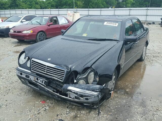 WDBJF65F8WA662333 - 1998 MERCEDES-BENZ E 320 BLACK photo 2