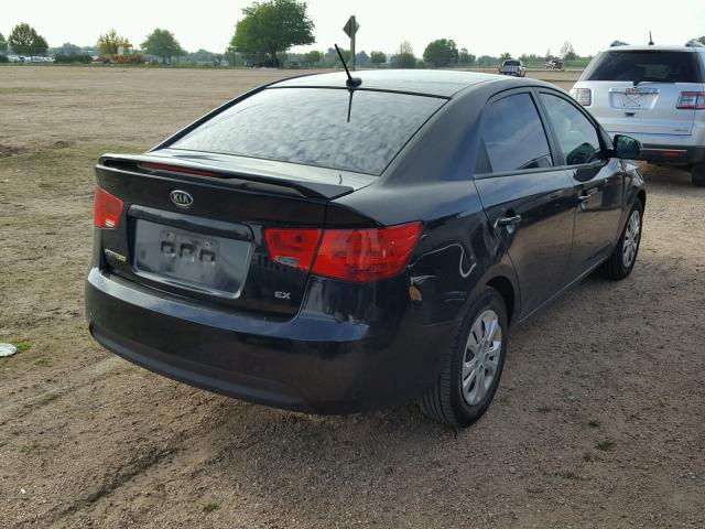 KNAFU4A21B5462303 - 2011 KIA FORTE EX BLACK photo 4