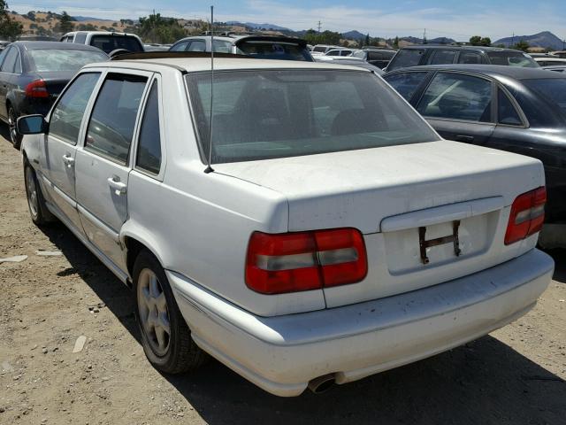 YV1LS5574W1497271 - 1998 VOLVO S70 WHITE photo 3