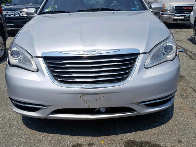 1C3BC4FB9BN590001 - 2011 CHRYSLER 200 LX SILVER photo 9