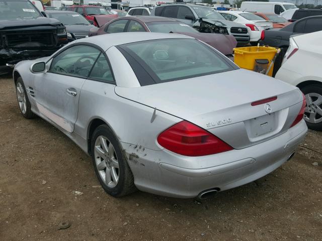 WDBSK75F03F033752 - 2003 MERCEDES-BENZ SL 500R SILVER photo 3