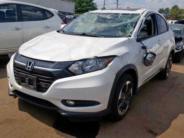 3CZRU6H52JM723968 - 2018 HONDA HR-V EX WHITE photo 2