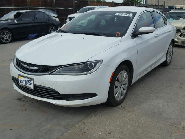 1C3CCCFB1GN171470 - 2016 CHRYSLER 200 LX WHITE photo 2