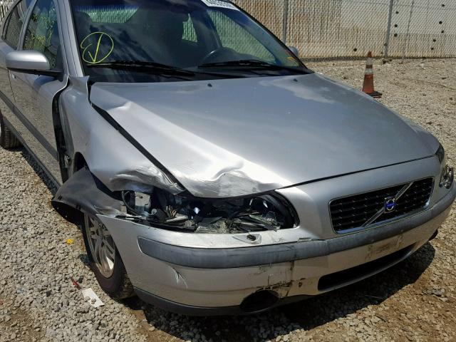 YV1RS61T742407377 - 2004 VOLVO S60 SILVER photo 10