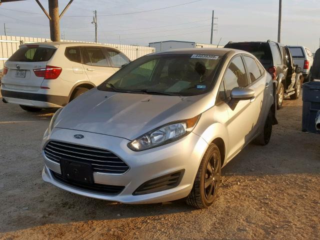 3FADP4AJ2FM114685 - 2015 FORD FIESTA S SILVER photo 2