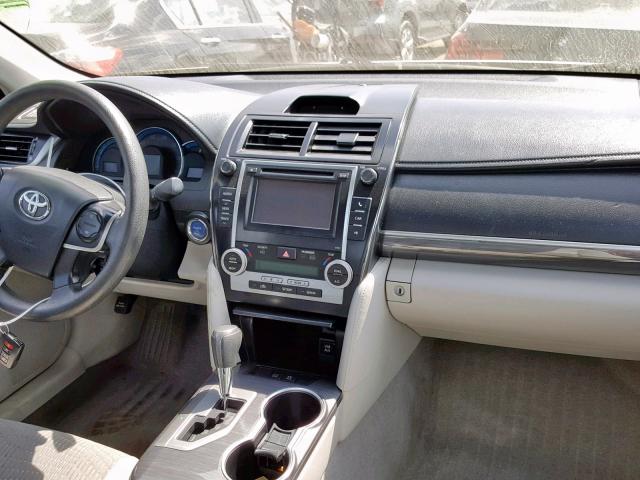 4T1BD1FK4EU101243 - 2014 TOYOTA CAMRY HYBR GRAY photo 9