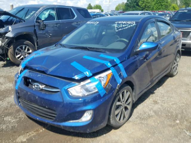 KMHCT4AE1HU245122 - 2017 HYUNDAI ACCENT SE BLUE photo 2