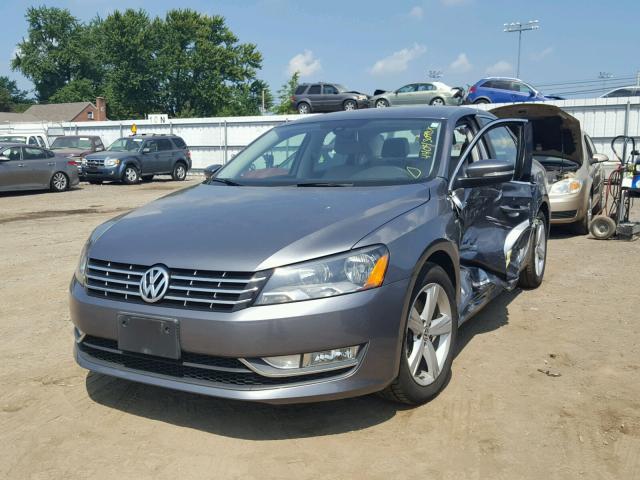 1VWAT7A39FC118288 - 2015 VOLKSWAGEN PASSAT S GRAY photo 2