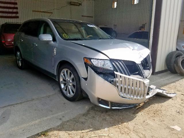 2LMHJ5AT4CBL51793 - 2012 LINCOLN MKT SILVER photo 1