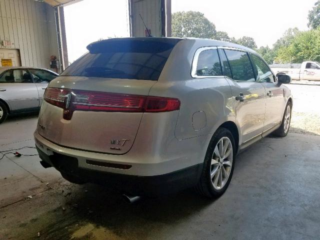 2LMHJ5AT4CBL51793 - 2012 LINCOLN MKT SILVER photo 4