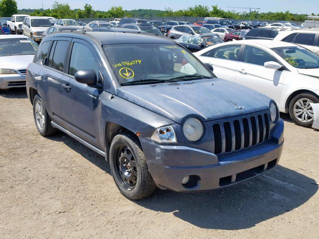 1J8FT47W17D146079 - 2007 JEEP COMPASS GRAY photo 1