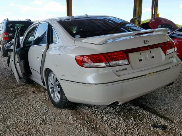 KMHFC46F48A311386 - 2008 HYUNDAI AZERA SE WHITE photo 3